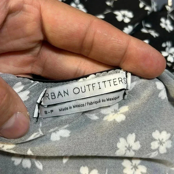 Urban Outfitters Lizzy Floral Mini Dress Size S - Picture 6 of 8